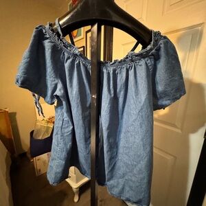 Mileage Chambray country style top.